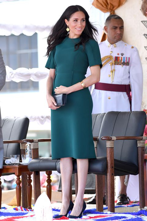 Galéria: Meghan Markle várandós ruhái 
