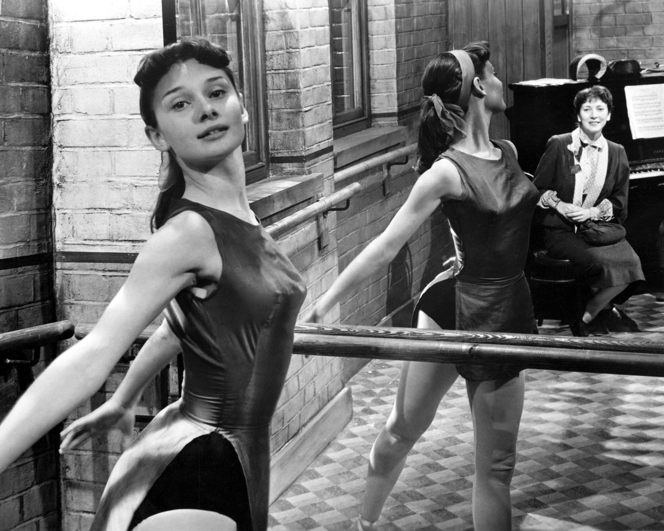 Galéria: 15 ritkán látott fénykép Audrey Hepburnről