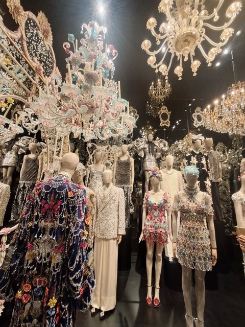 Galéria: Így néz ki Dolce & Gabbana 40. születésnapjára készült kiállítás Rómában