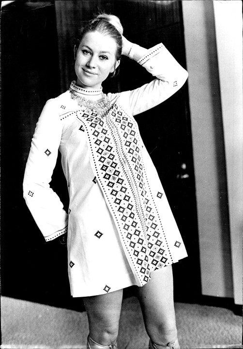 Galéria: A nő, aki 80 felett is a kortalan elegancia szimbóluma - Helen Mirren stílusnapló