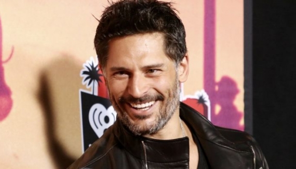Borítókép: Te is le fogsz döbbenni, ha meglátod, hogyan nézett ki Joe Manganiello 19 évesen