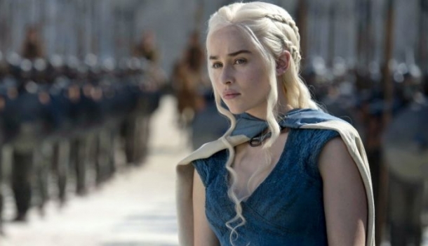 Borítókép: Megtaláltuk Daenerys Targaryen tökéletes hasonmását – FOTÓK 