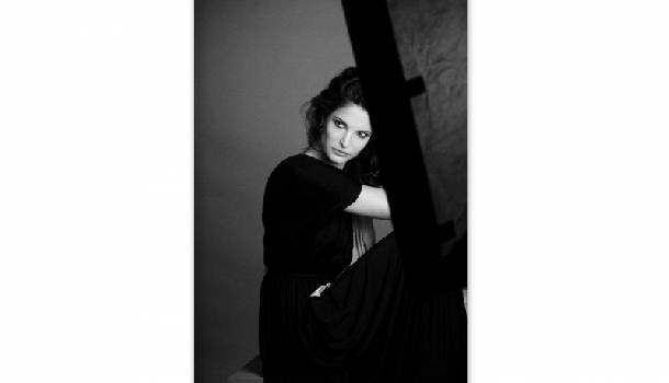 Borítókép: Stephanie Seymour az Estée Lauder új arca