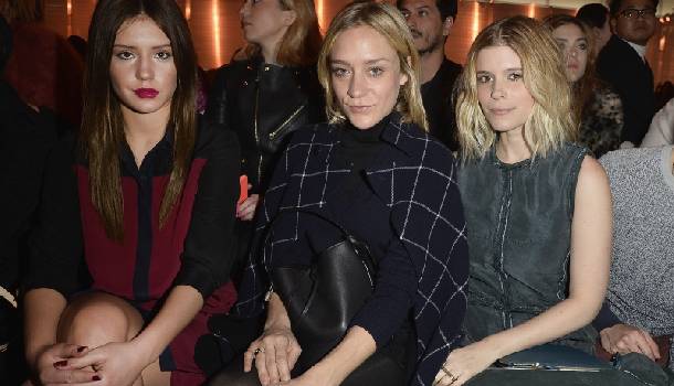 Borítókép: Sztárok a Louis Vuitton párizsi show-ján