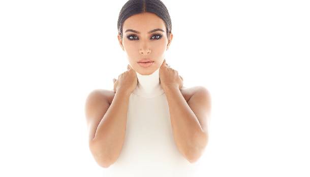 Borítókép: Kim Kardashian újra babát vár