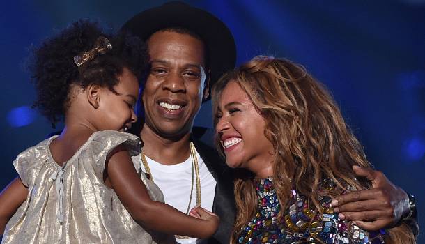 Borítókép: Blue Ivy 5 legédesebb pillanata- Fotók