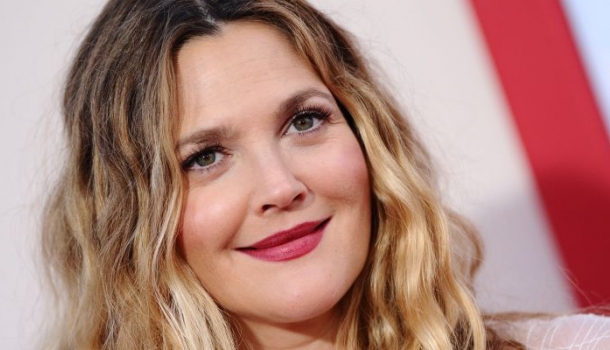 Borítókép: Nagyot nőttek, mióta utoljára láttuk őket! Drew Barrymore ritka cuki képet posztolt két tündéri kislányáról