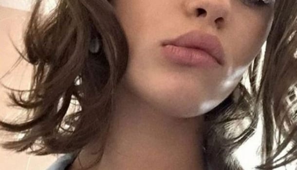 Borítókép: Nem semmi! Jude Law lánya a Burberry kampányában pózol