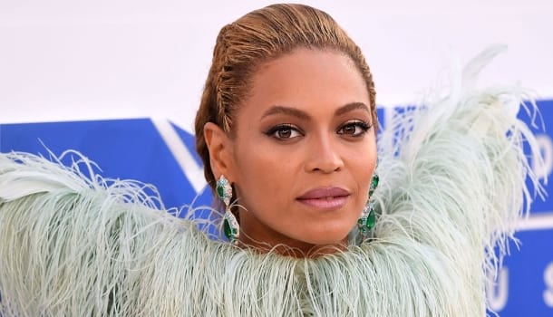 Borítókép: Így változott Beyoncé stílusa a videoklipekben 1999 óta - nézd meg az átalakulást egy modellen egyetlen videóban!