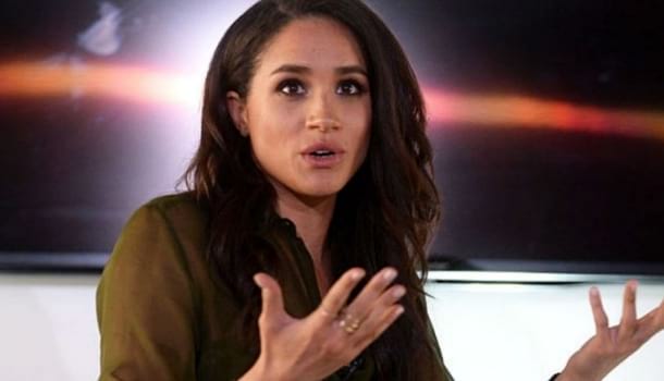 Borítókép: Hoppá! Ezért nem lehet Meghan Markle hercegnő, ha hozzámegy Harryhez