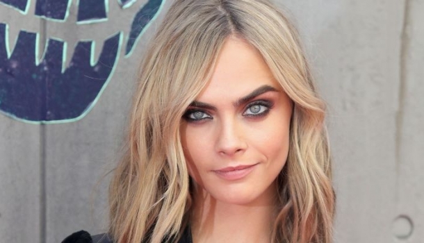 Borítókép: Hogy mi? Sosem találod ki, hogy kicsoda Cara Delevingne új szerelme – FOTÓK