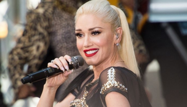 Borítókép: Ettől tuti elakad a lélegzeted! Gwen Stefani smink nélküli fotót posztolt, és úgy néz ki, mintha...