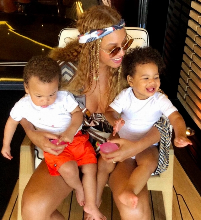 beyonce,beyonce ikrei,Rumi és Sir Carter