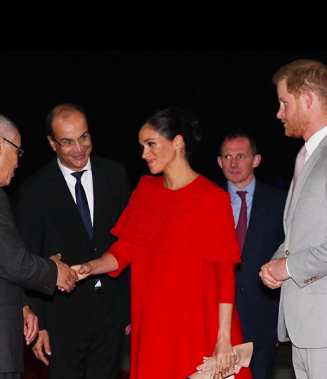 Meghan markle,harry herceg,várandós hercegné,várandós,hercegné,szülés,kismamdivat,kismama,kismama divat,divat,terhes,terhes divat,nagy pocak,mit vegyek fel,terhescipő,terhes láb