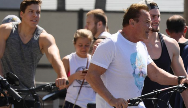 Borítókép: Terminator Junior – Együtt edz apa és fia