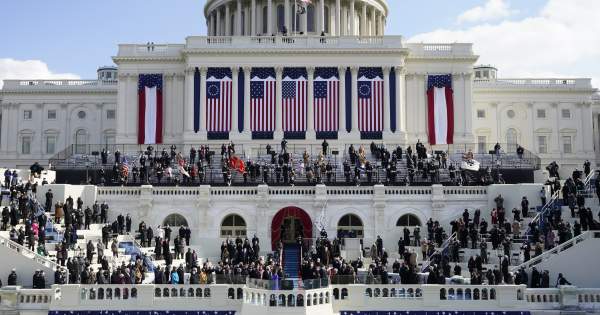 Borítókép: Lakatos Márk: Így fest Amerika jövője a beiktatási ceremónia ruhái alapján