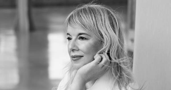 Borítókép: Legyen Divat a Női Vezető! - Banovic Aleksandra: "Bárhol, bármit el lehet érni, ha keményen dolgozol, szereted a szakmádat és jól bánsz az emberekkel."