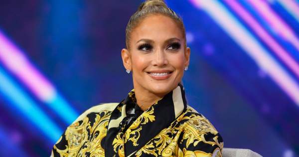 Borítókép: "Életem legjobb formájában vagyok" - A szuperszexi Jennifer Lopez elárulta, minek köszönheti bomba alakját