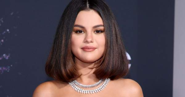 Borítókép: Ettől a trükktől lett Selena Gomez a világ egyik leggyönyörűbb nője