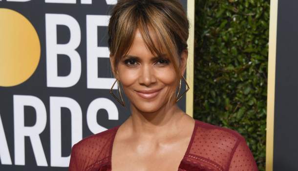 Borítókép: Elképesztő! Így érte el Halle Berry 50 felett az álomalakot