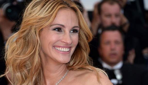 Borítókép: Vajon hogyan csinálja? Julia Roberts smink nélküli arcát egyszerűen nem lehet nem irigyelni