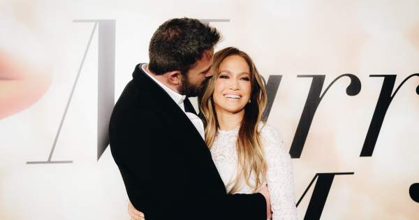 Borítókép: Jennifer Lopez és Ben Affleck a vörös szőnyegen lopták el a showt - Ben nem is lehetne büszkébb szerelmére