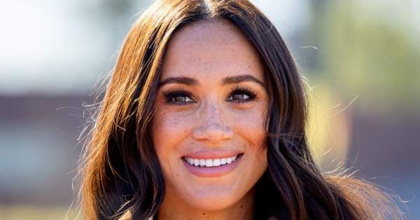 Borítókép: Meghan Markle ruhaválasztásával Diana hercegnét másolta - na de kinek állt jobban a szett?