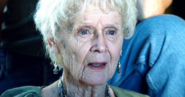 Borítókép: Láttad már? Ilyen szép nő volt fiatalon a Titanic idős Rose-át alakító Gloria Stuart - fotók