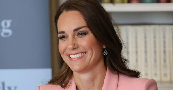 Borítókép: Micsoda választás! Katalin hercegné megjelenését Doktor Szöszi is megirigyelné