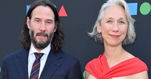 Borítókép: Ritka pillanat! Keanu Reevest és szerelmét romantikázás közben kapták lencsevégre
