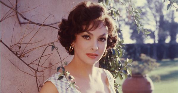 Borítókép: Láttad már? Hihetetlenül sármos pasi lett Gina Lollobrigida unokája, Dimitri Skofic