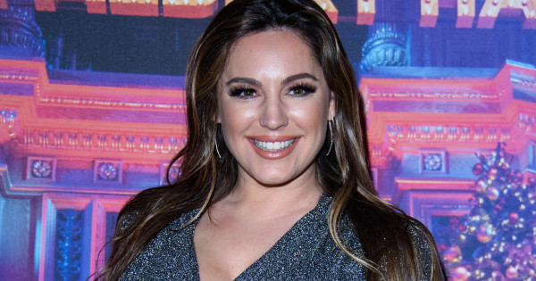 Borítókép: „Életem legsoványabb időszakai voltak a legnyomorúságosabbak”  - Kelly Brook kimondta a vékonyságról azt, amit a legtöbb nő nem mer