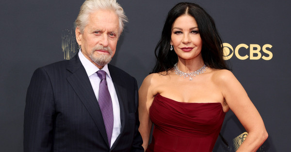 Borítókép: Catherine Zeta-Jones meglepő részleteket tálalt ki Michael Douglas-szel 24 éve tartó házasságáról