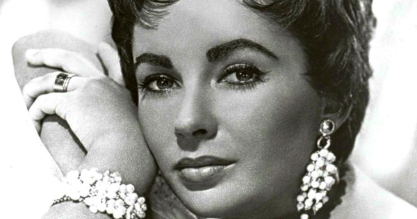 Borítókép: Old hollywood egyik legbotrányos szerelmi háromszöge: így szerette el Elizabeth Taylor barátnője férjét!