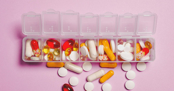 Borítókép: Az orvosok figyelmeztetnek! Ez a vitamintúladagolás 6 komoly tünete