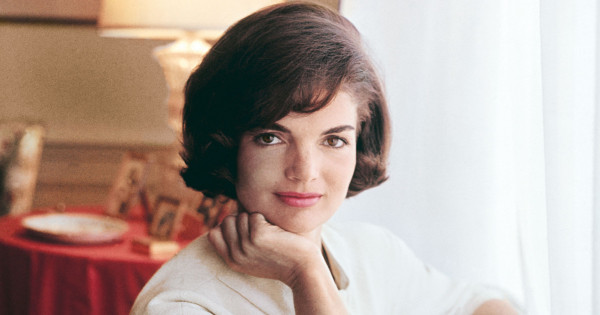 Borítókép: A first lady, aki örök stílusikon: Jackie Kennedy legemlékezetesebb divatpillanatai