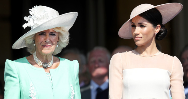 Borítókép: Így ünnepli Meghan Markle 45. születésnapját a királyi család - nem mindenkitől várhat jókívánságot