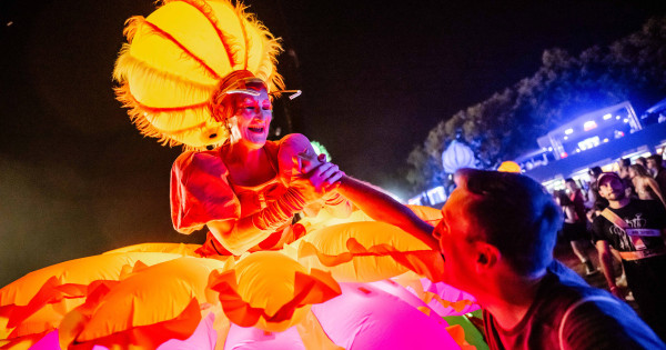 Borítókép: A világsztárokon túl: 10 felejthetetlen program, amit ne hagyj ki a 2026-os Sziget Fesztiválon!