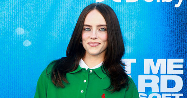 Borítókép: Billie Eilish új külseje sokkolta a rajongókat: alig ismertek rá a forgatáson