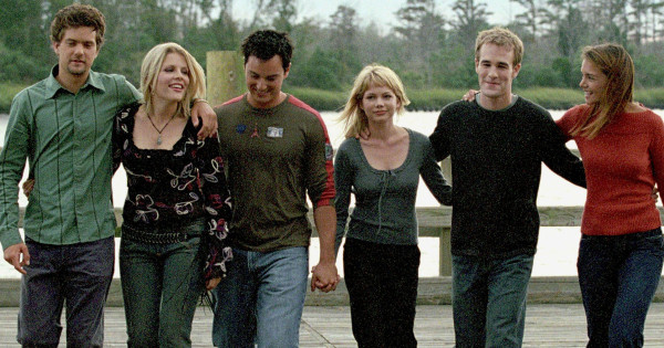 Borítókép: Rosszindulatú agydaganatot diagnosztizáltak a Dawson és a haverok sztárjánál
