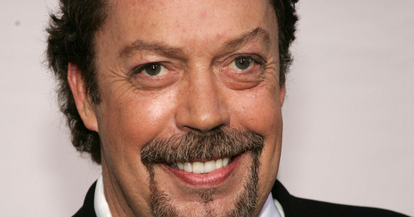 Borítókép: Toplista: Tim Curry 5 legjobb filmje, amit egyszer mindenkinek látnia kell