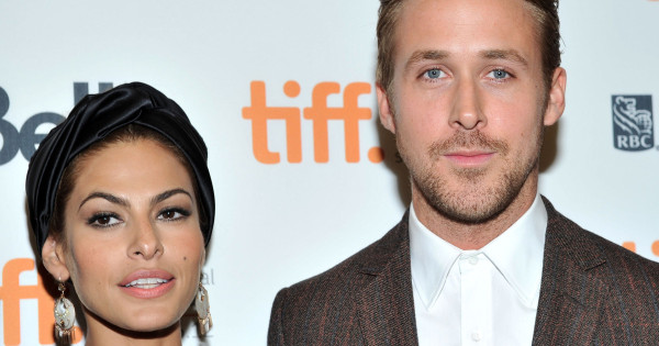 Borítókép: Titokban összeházasodtak? Eva Mendes tetoválása újra elárulhatott valamit Ryan Goslingról