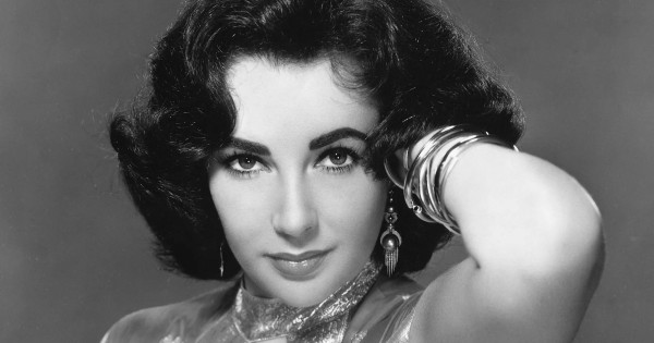 Borítókép: Elizabeth Taylor bizalmasa elárulta, mitől őrült meg mellette